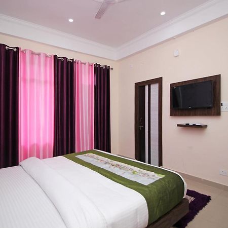 Oyo Hotel Chandni Dharamshala Exteriör bild