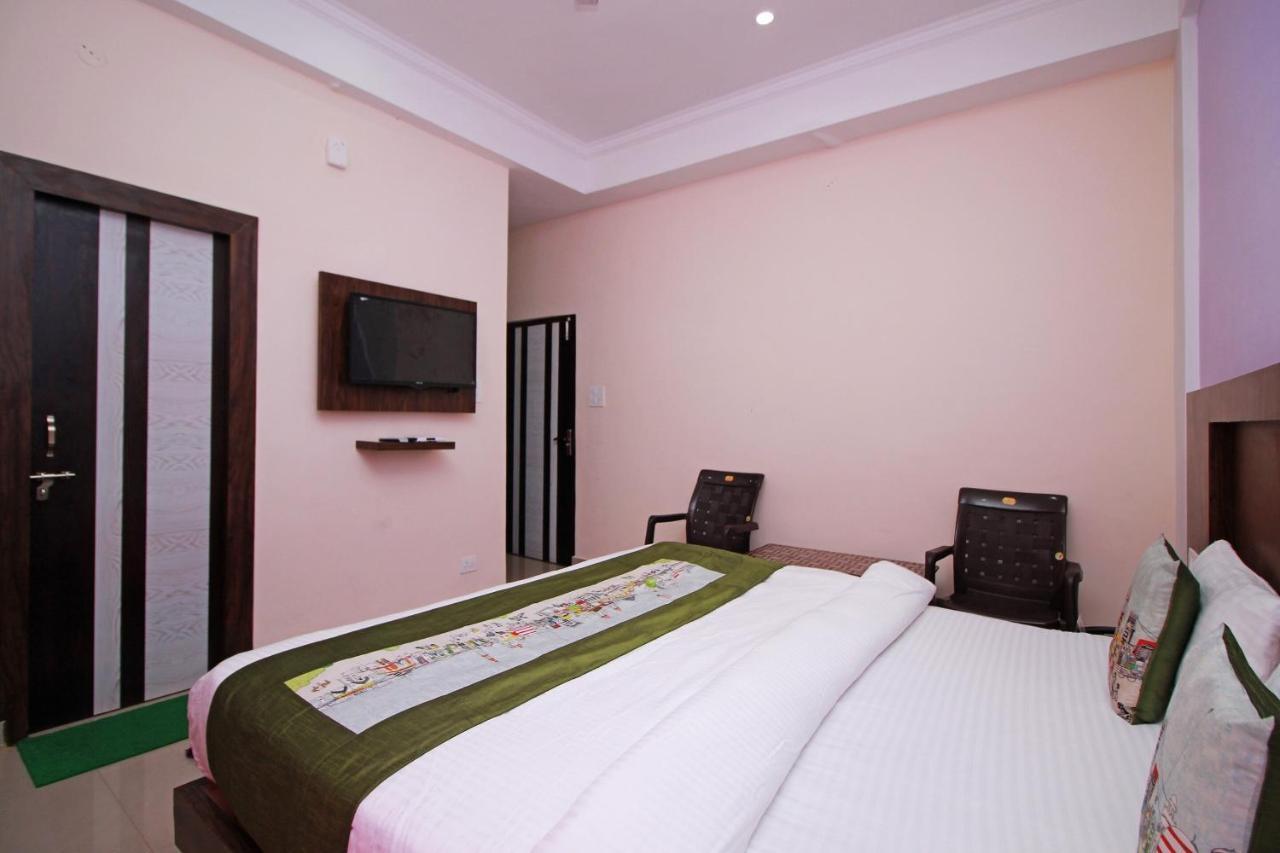 Oyo Hotel Chandni Dharamshala Exteriör bild