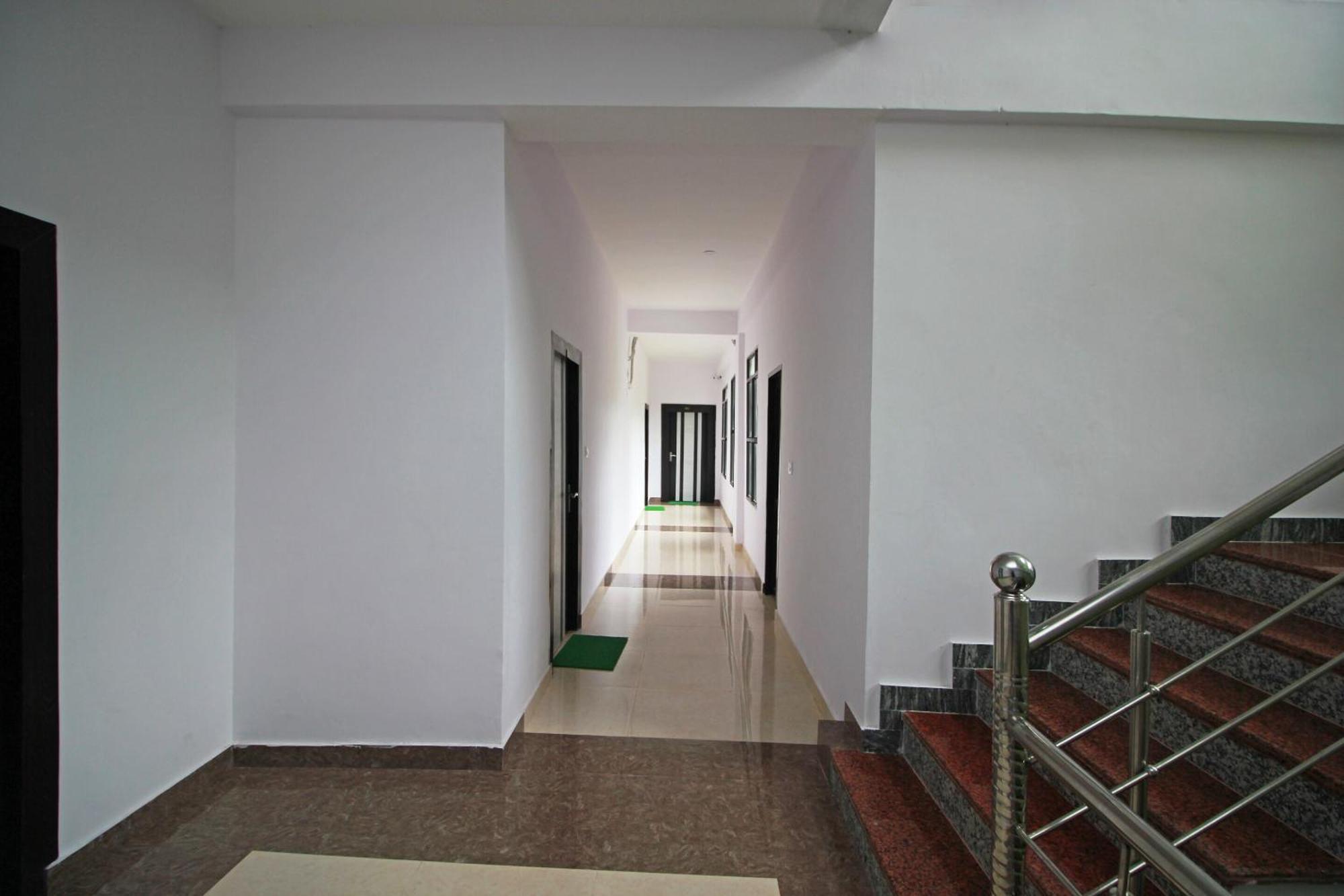 Oyo Hotel Chandni Dharamshala Exteriör bild