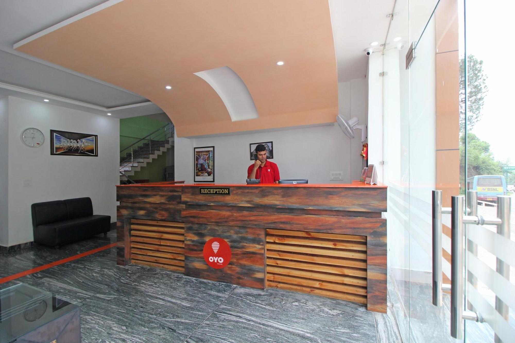 Oyo Hotel Chandni Dharamshala Exteriör bild